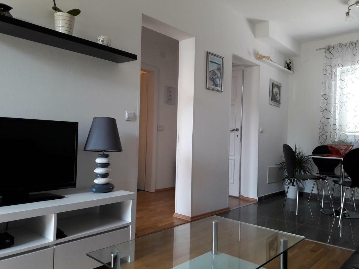 Apartments Ruzica 普拉 外观 照片